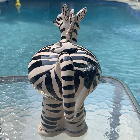 New Blue Sky Clayworks Zebra Teapot - Picture 5 of 15